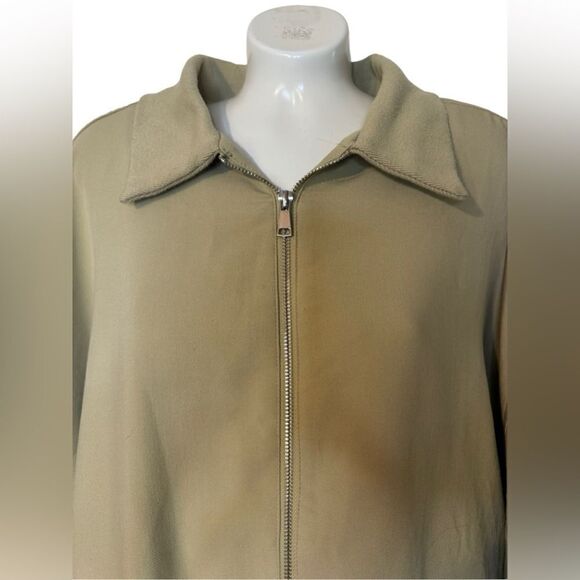 WeWoreWhat Twill Bomber Jacket in Oat - Picture 6 of 13